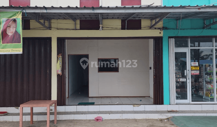 Dijual Cepat Toko 2 Pintu di Kabupaten Pulang Pisau 1