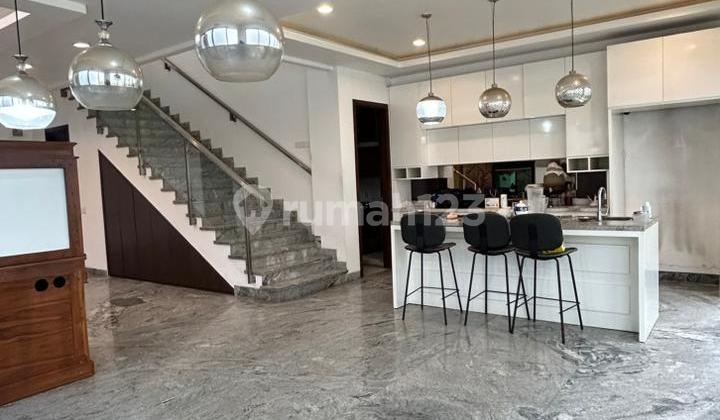 Rumah De Park Bsd Lebar 12 Cakep Banget Full Renov & Murah 1