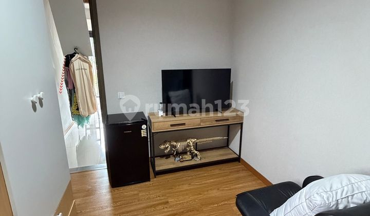 Corner House BSD Next to Club House Semi Furnished 2