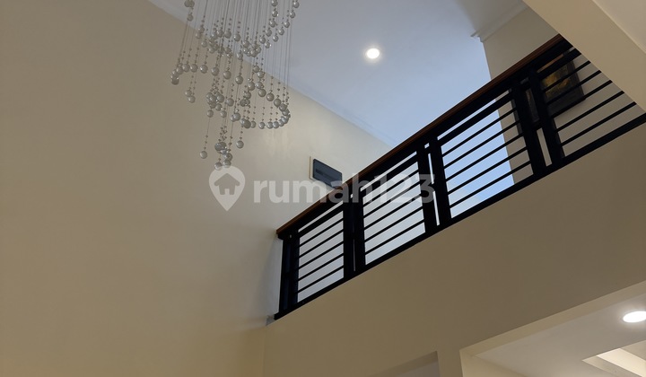 For Sale The Icon Simplicity House BSD City Semi Furnished 2