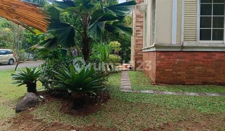 Rumah Hoek Depan Taman The Green Montecarlo 2