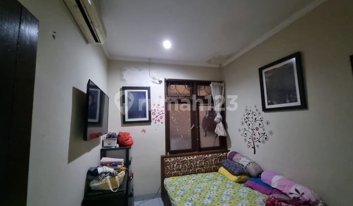 House in Flamboyan Alam Sutera Tangerang 2