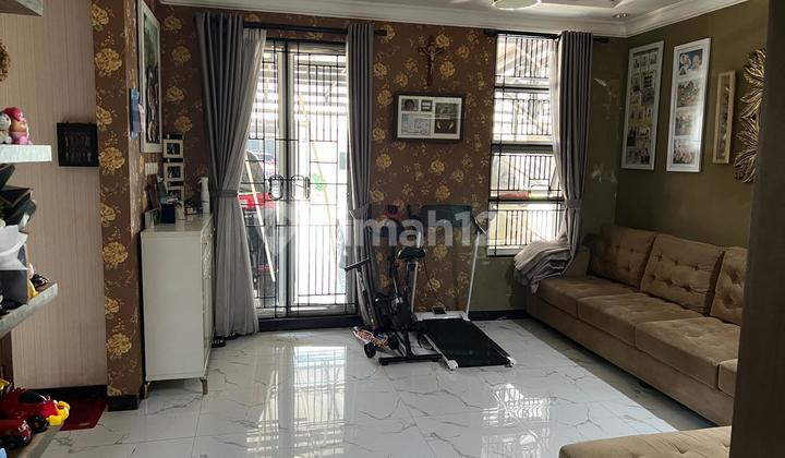 Cluster Magnolia Gading Serpong Tangerang Banten Full Furnished