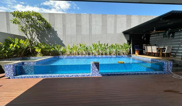 Luxury House Private Pool Navapark BSD Cluster Lyndon