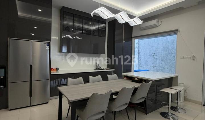 Detached House Menteng Village Gading Serpong Semi Furnished 2