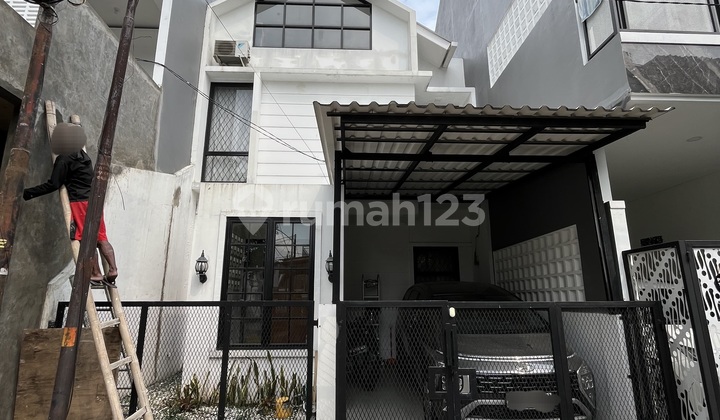 Rumah Nusaloka Bsd City Ada Ruang Mezzanin