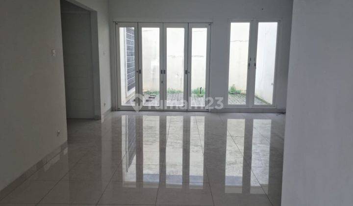 Disewakan Rumah di Asera One West 2 Lantai  5