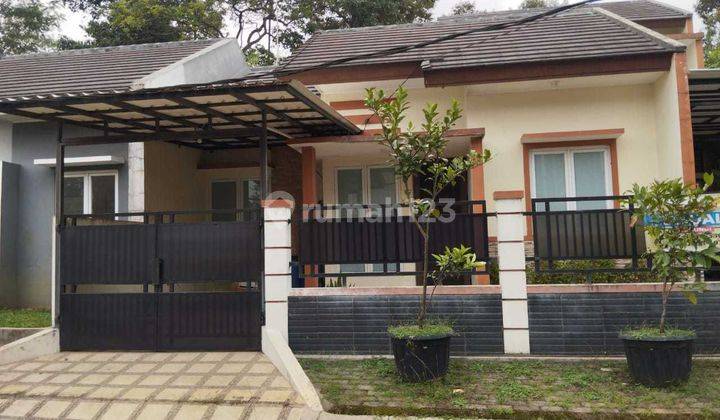 Rumah Bagus 2lt.tanah Luas,hook 1