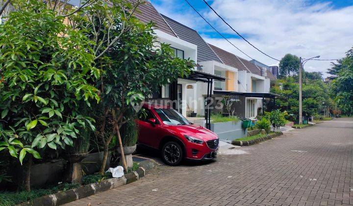 Rumah Sudah Renovasi SHM di Grande, Rancamaya Golf Estate, Bogor 2