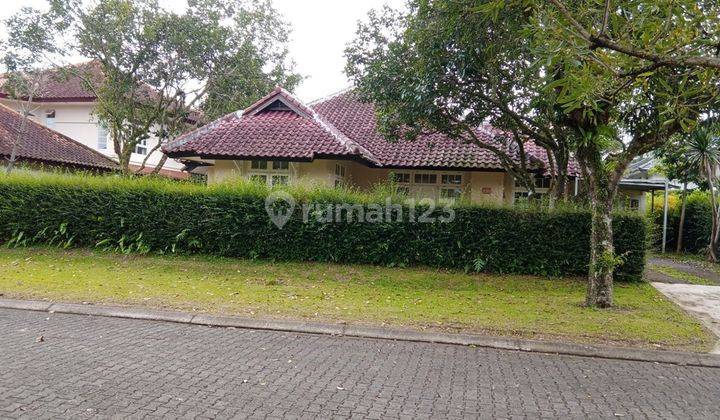 Rumah SHM Tanah Yang Luas di Rancamaya Golf Estate, Bogor 1