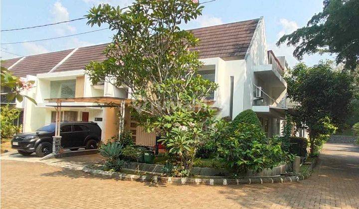 Di Jual Murah Rumah 1 Lt.dekat Taman ,Tanah Hook,shm 1