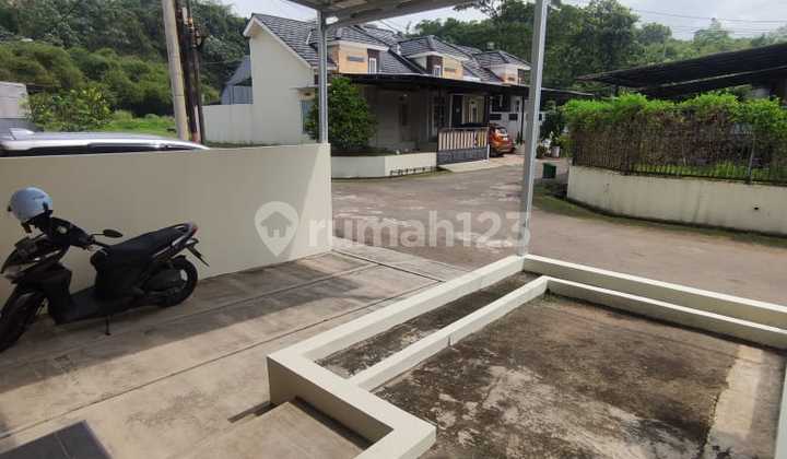 For Sale, Cheap, Freehold, 1-Story House in Cibinong. 2