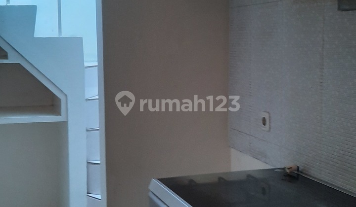 Sewa 2 Lt ,4kt Discovery Bintaro ,water Heater 3