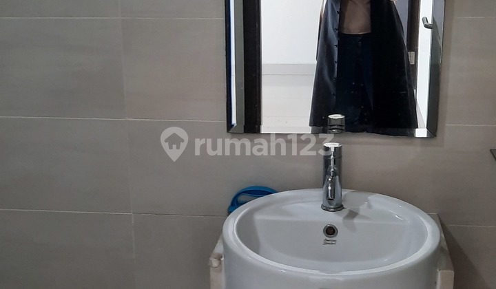 Sewa 2 Lt ,4kt Discovery Bintaro ,water Heater 5