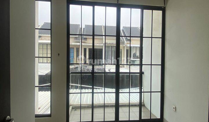  Rumah Unfurnished Bagus SHM - Sertifikat Hak Milik 2