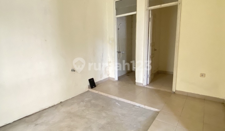 Disewakan Rumah Bagus Hoek Cluster West Europe 2