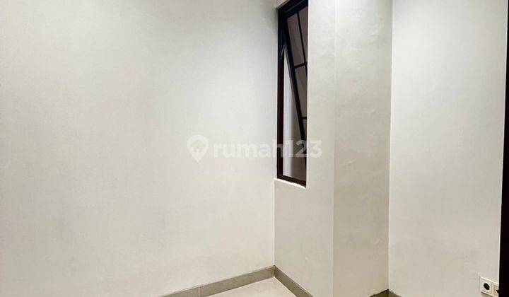  Rumah Kontrakan Unfurnished Bagus Siap Huni 2