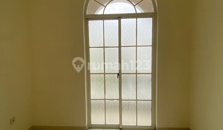 Disrwakan Rumah Bagus Siap Huni Dekat Danau 2