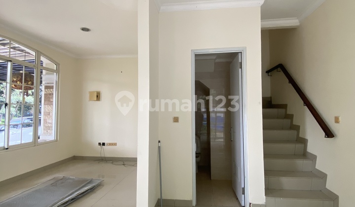 Disewakan Rumah Hoek Murahh Siap Hunii Di Glc 2