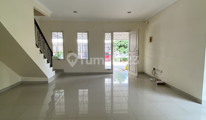 Disewakan Rumah di Green Lake City Bagus 2