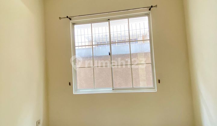 For Rent Two-Story House With Kitchen Set Included 2