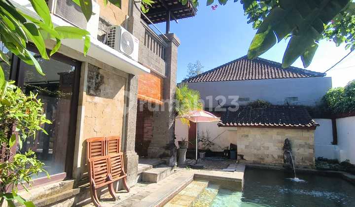 Villa Eksklusif dengan Kolam Renang di Jantung Sanur - Lokasi Premium, Sertifikat SHM + IMB