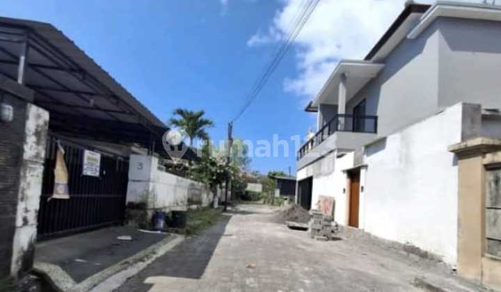 Strategic 220 m² Plot of Land in Pering-Gianyar, Ready to Build Villa or Exclusive Cluster Strategic 220 m² Plot of Land in Pering-Gianyar, Ready to Build Villa or Exclusive Cluster