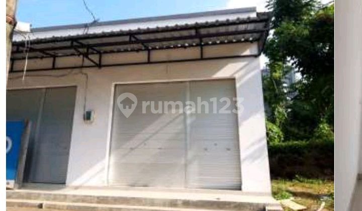 Single-Storey Shop Near School and Residential Area