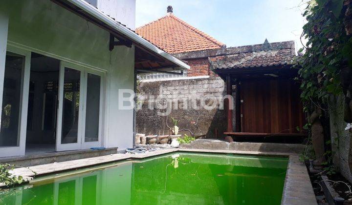 VILLA HARGA MIRING DI SEMINYAK 2