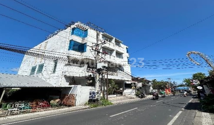 Lokasi Emas di Pusat Pariwisata Kerobokan - Homestay 4 Lantai Siap Investasi Lokasi Emas di Pusat Pariwisata Kerobokan - Homestay 4 Lantai Siap Investasi