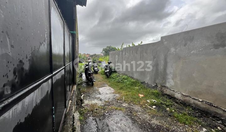Gudang 300 M² di Jalan Raya Kerobokan - Akses Truk, Lokasi Ramai & Bebas Banjir