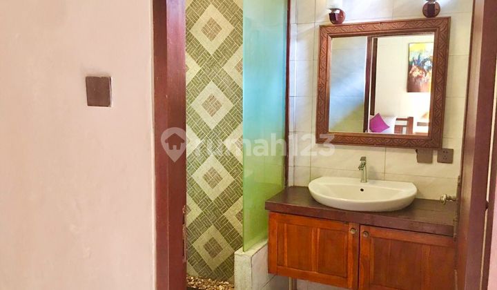 Kompleks 5 Villa Private Pool di Sanur - Aset Langka Siap Operasional di Kutat Lestari Deskripsi Properti