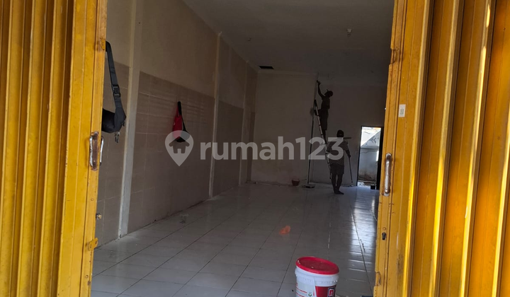 Ruko 4×15 M Disewakan di Jl. Pulau Moyo - Parkir Luas & Legal SHM
