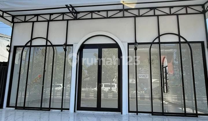 Ruko Strategis di Pinggir By Pass Sanur - Cocok untuk Bisnis, Showroom, atau Kantor! Ruko Strategis di Pinggir By Pass Sanur - Cocok untuk Bisnis, Showroom, atau Kantor!