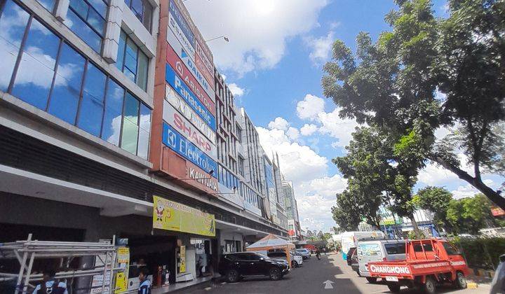 Sewa Ruko 4 Lantai tangcity Hadap jalan Utama 1