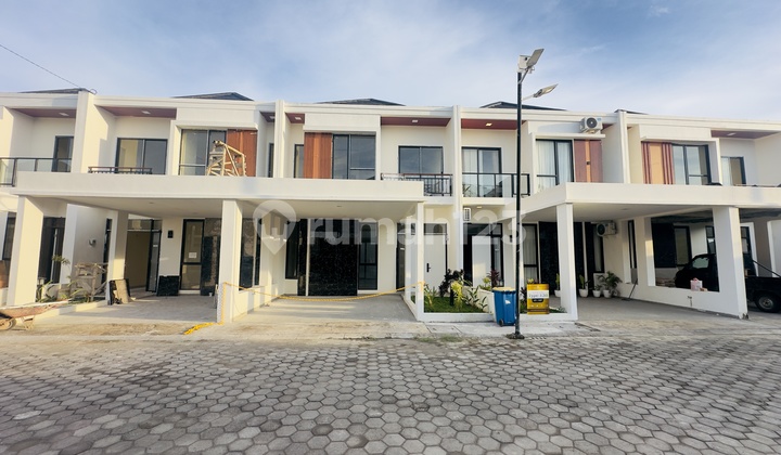 Rumah 2 Lantai Lokasi Strategis di Makassar Rumah 2 Lantai Lokasi Strategis di Makassar