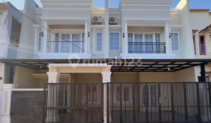 Two-Story House in the Center of Makassar City Near the DPRD Office and Unifa Makassar Campus 1