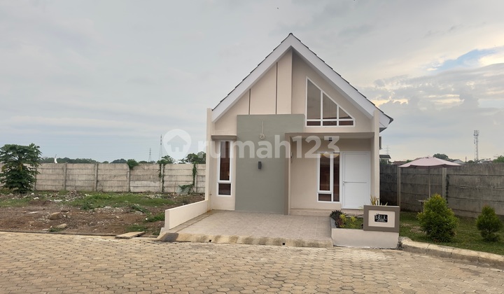 Nice House Shm In Barombong Makassar