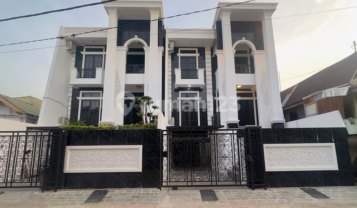 Rumah 3 Lantai Di Jalan Hertasning Siap Huni 