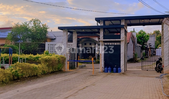 Rumah 2 Lantai Di Jl. Perintis Kemerdekaan Dekat Polda