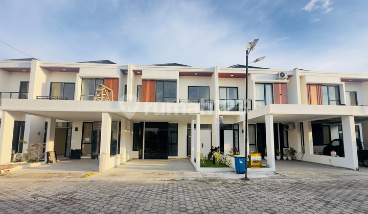 Rumah 2 Lantai Lokasi Strategis di Makassar Rumah 2 Lantai Lokasi Strategis di Makassar