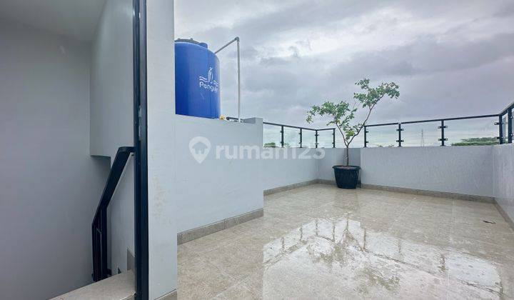 Rumah 3 Lantai di Jalan Hertasning Tun Abd Rasak, Makassar 2