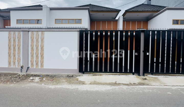 Ready-to-Occupy House in a Strategic Location in Makassar City