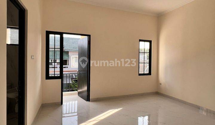 Rumah Modern Minimalis Dijual di Bsd Griya Loka 2