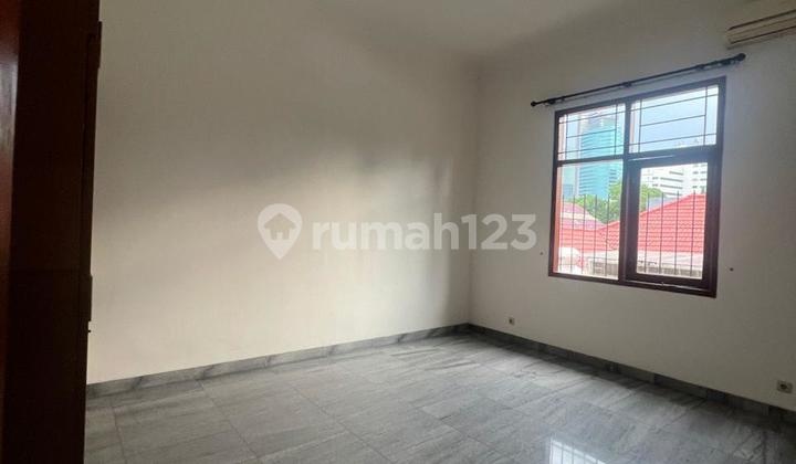 Rumah Bagus Siap Huni Kawasan Elite dan Ekslusif Kuningan 2