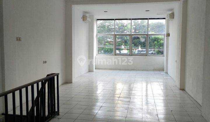 Jual Ruko Siap Pakai di Area Komersial Menteng Jakarta Pusat 1