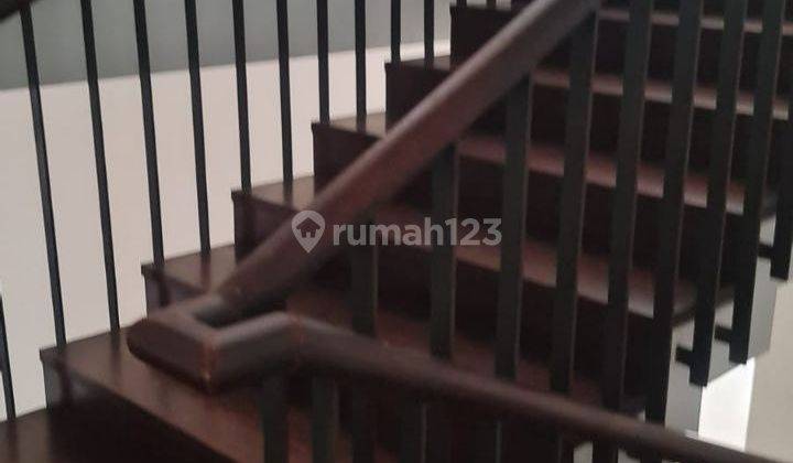 Disewakan Rumah Menteng Siap Huni Lokasi Premium 2