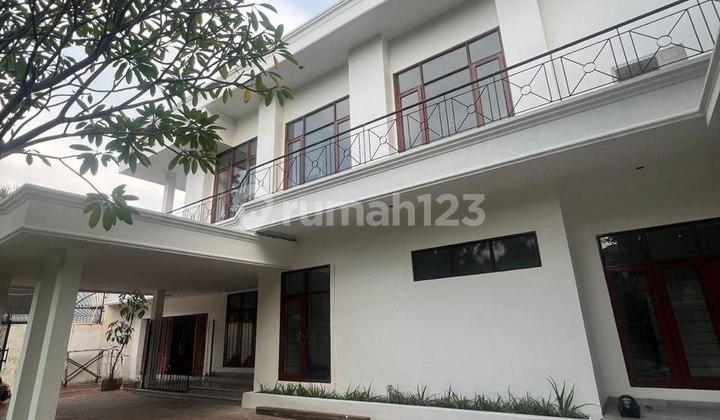 Rumah Bagus Siap Huni Kawasan Elite dan Ekslusif Kuningan