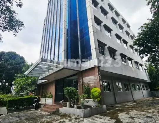 Gedung Prestisius di Menteng - Lokasi Elit Jakarta Pusat