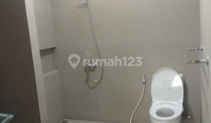 Disewakan Rumah 2 Lantai Cantik dan Terawat di Jl.Pasir Jaya, Bdg 4